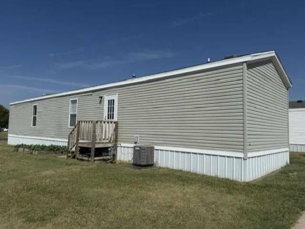 Photo 1 of 2 of home located at 3327 Ringneck Crossing Salina, KS 67401