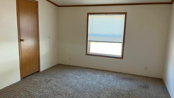 2002 Fleetwood Anniversary Mobile Home