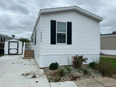 Mobile Home at 45725 Nichole Dr., Site #106 Macomb, MI 48044