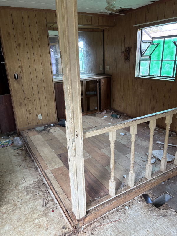 Photo 1 of 2 of home located at 300 Sequoyah Dr Fort Payne, AL 35967
