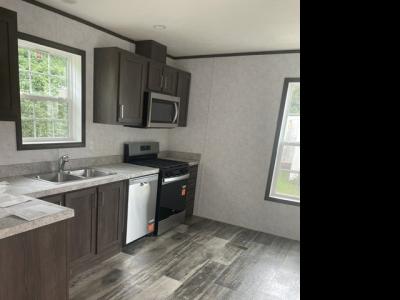 Photo 3 of 8 of home located at 27 Parkside Drive Manheim, PA 17545