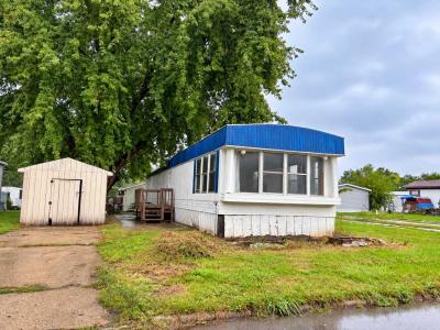 Mobile Home at 143 Roger Ave. #143 Berwick, IA 50032
