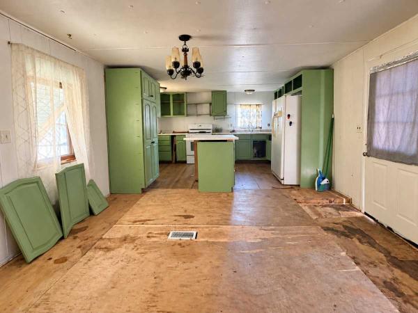 1975 Bellavista Manufactured Home