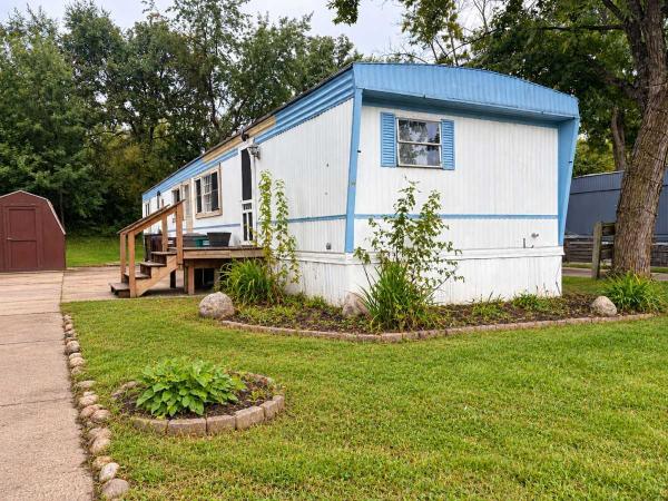 1975 Bellavista Manufactured Home