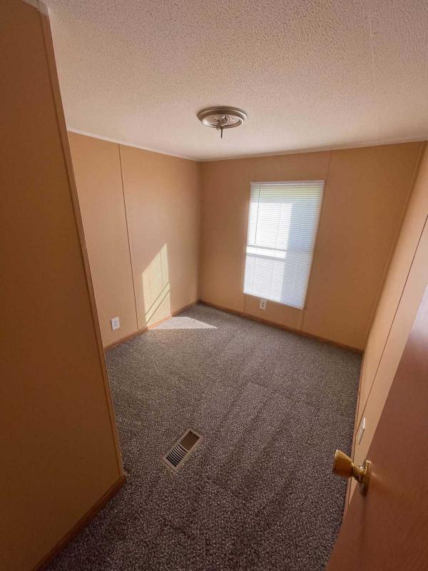  Mobile Home For Sale