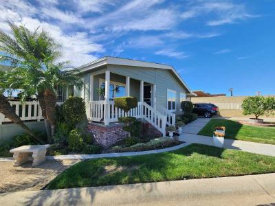 Photo 2 of 29 of home located at 1400 W. 13th St #209 Upland, CA 91786