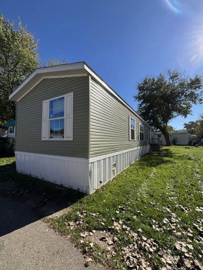 Photo 2 of 21 of home located at 290 Kathy Circle Jackson, MI 49202
