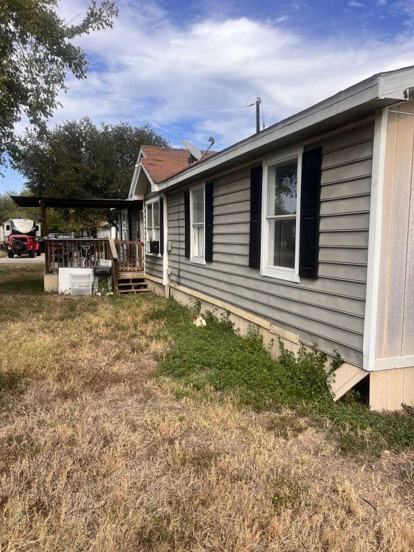 1999  Mobile Home For Sale