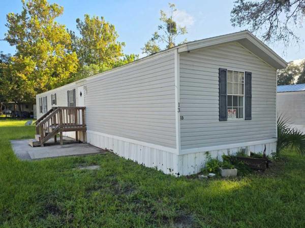 Photo 1 of 2 of home located at 3429 Bainbridge Rd Palatka, FL 32177