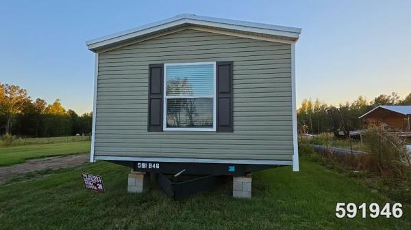 Photo 1 of 2 of home located at Buffington Mobile Home Sales I 31 Hickory Nut Rd Decatur, MS 39327