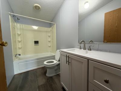 Photo 3 of 13 of home located at 4195 Wellington Jackson, MI 49201