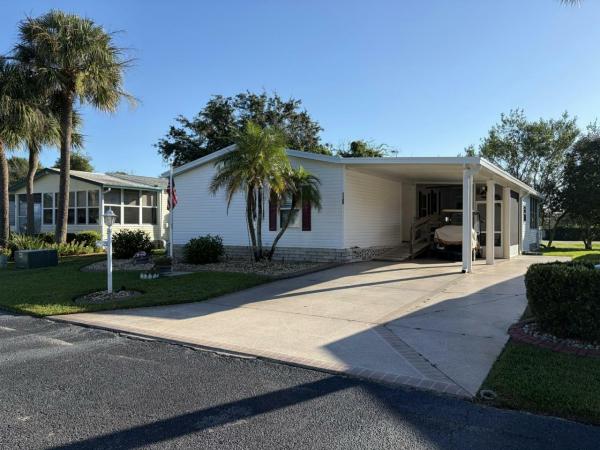 Photo 1 of 2 of home located at 1120 Shadow Ridge Drive Sebring, FL 33872