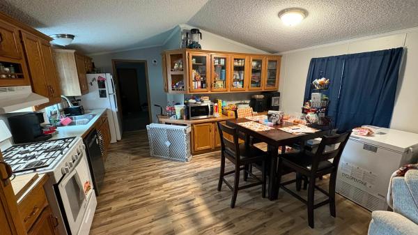 1998 Schult Mobile Home For Sale