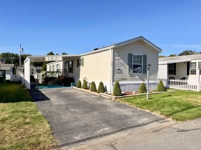 Mobile Home at 30 Holiday Circle Chicopee, MA 01020