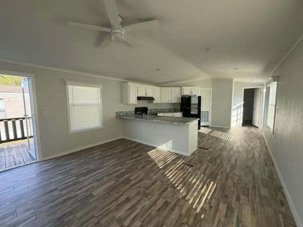 2027 Cavco Ind Emerald Mobile Home