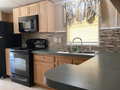 Photo 5 of 32 of home located at 1184 Windmill Grove Circle Orlando, FL 32828