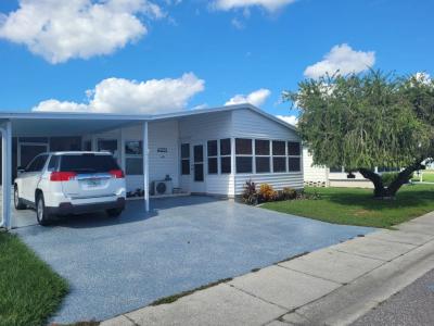 Photo 2 of 20 of home located at 41253 Xenon Way Zephyrhills, FL 33540