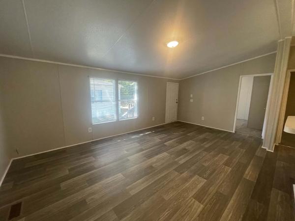 2004 Fleetwood Beacon Hill Mobile Home