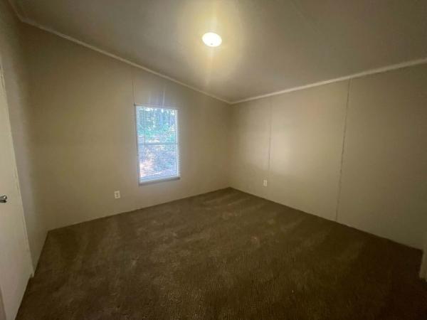 2004 Fleetwood Beacon Hill Mobile Home