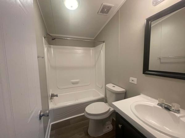 2004 Fleetwood Beacon Hill Mobile Home