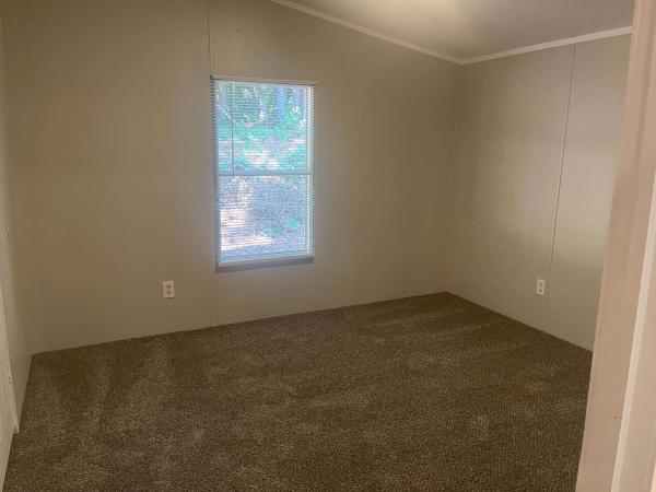 2004 Fleetwood Beacon Hill Mobile Home
