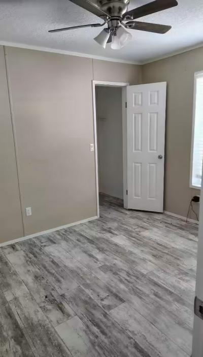 Photo 3 of 8 of home located at 8518 Gibsonton Dr 141 Gibsonton, FL 33534