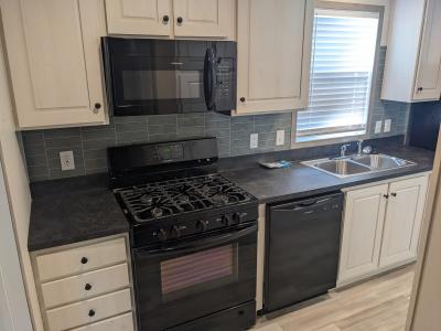 Mobile Home at 300 Forrest Ave., Lot #79 Springfield, IL 62702