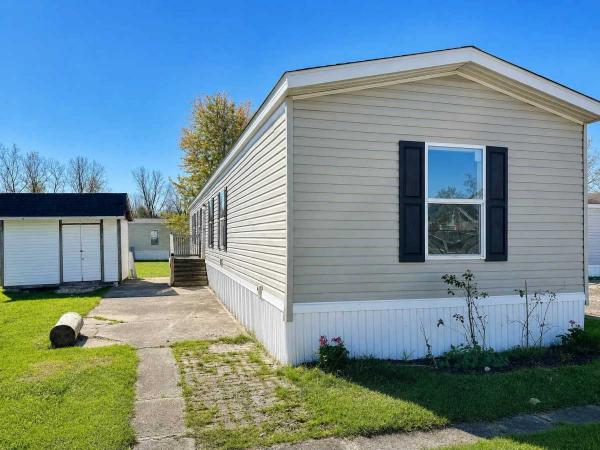 2021  Mobile Home For Sale