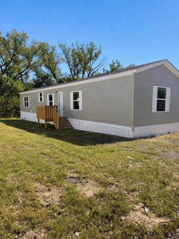Photo 1 of 2 of home located at 514 Spruce St St George, KS 66535