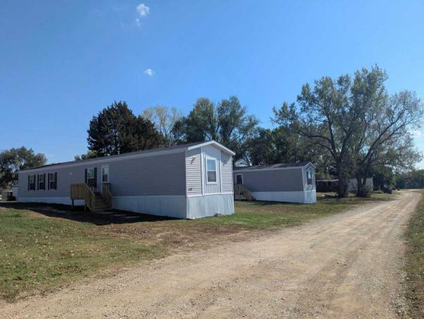 Photo 1 of 2 of home located at 516 Maple St St George, KS 66535