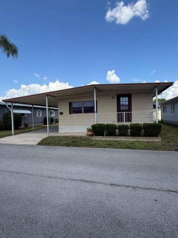 Photo 1 of 2 of home located at 3390 Gandy Blvd N #84 Saint Petersburg, FL 33702