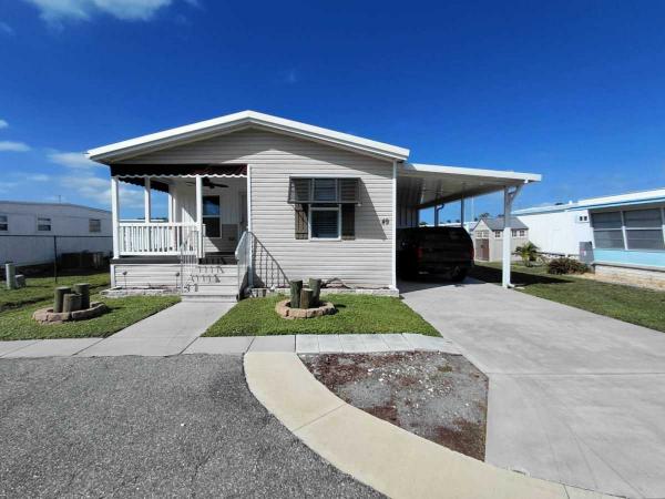 Photo 1 of 2 of home located at 29141 Us Hwy 19 N Lot 49 Clearwater, FL 33761