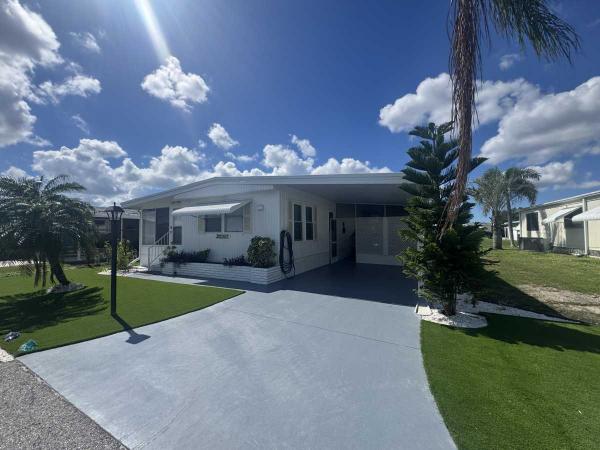 1980  Mobile Home For Sale