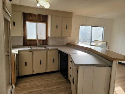 Photo 3 of 8 of home located at 4915 Swegle Road NE #64 Salem, OR 97301