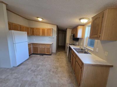 Photo 4 of 19 of home located at 1336 Stone Creek Valley Circle O Fallon, MO 63366