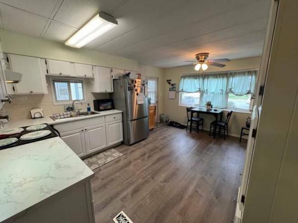 1977 Park Mobile Home