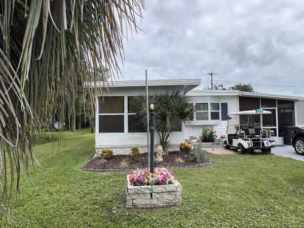1977 Park Mobile Home