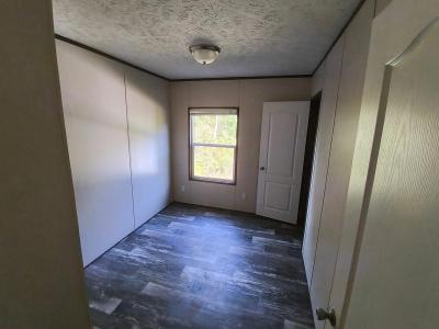 Photo 4 of 6 of home located at 105 Ray Crain Road Indian Mound, TN 37079