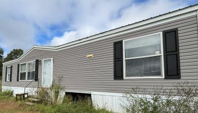 Mobile Home at 833 Mississippi 590 Seminary, MS 39479