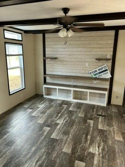 Photo 3 of 13 of home located at 888 County Road 1663 Cullman, AL 35058