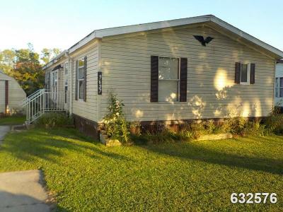 Mobile Home at Channel View Mhc 9627 Anchor Dr Algonac, MI 48001