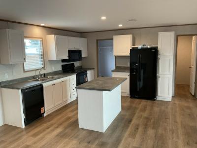 Photo 5 of 9 of home located at 589 Lookout Ridge Lp San Marcos, TX 78666