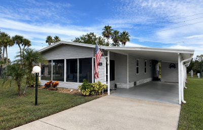 Mobile Home at 2210 East Lakeview Drive Sebastian, FL 32958