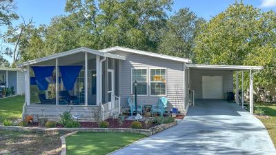 Mobile Home at 304 Redbud Ln Lady Lake, FL 32159