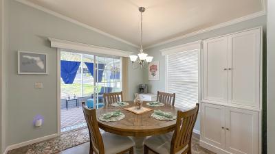 Photo 5 of 18 of home located at 304 Redbud Ln Lady Lake, FL 32159