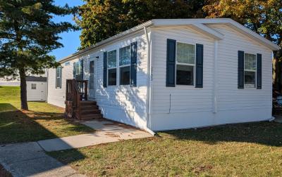 Mobile Home at 2733 Loch Lomond Dr Highland, MI 48357
