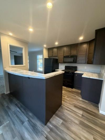 Mobile Home at 2168 Arrowhead Dr Muskegon, MI 49442