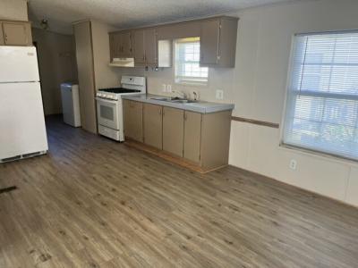 Photo 3 of 9 of home located at 4440 Rainbow Lane Flint Twp, MI 48507