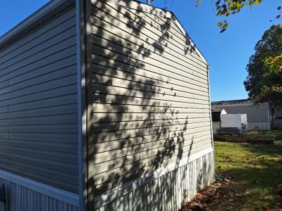 Photo 3 of 33 of home located at 420 White Pine Blvd. #19 New Albany, IN 47150