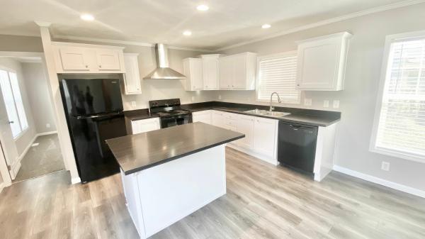 2021 Clayton Homes Inc Mobile Home For Sale